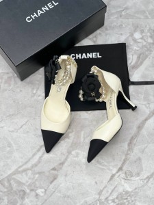 Женские туфли Chanel белые Женские туфли Chanel белые