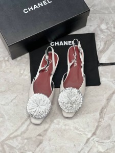 Женские боссоножки Chanel белые Женские боссоножки Chanel белые