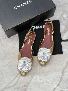 Женские боссоножки Chanel белые Женские боссоножки Chanel белые