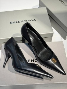 Женские туфли Balenciaga черные Женские туфли Balenciaga черные