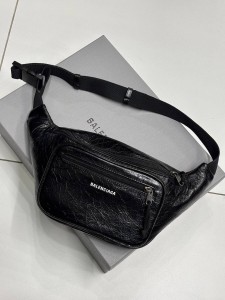 Мужская поясная сумка Balenciaga Мужская поясная сумка Balenciaga