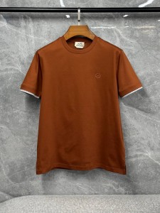 Мужская футболка Hermes коричневая Мужская футболка Hermes коричневая