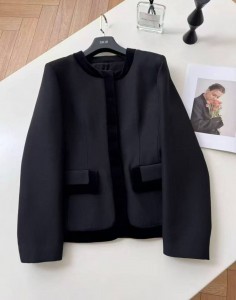 Женский жакет Christian Dior черный Женский жакет Christian Dior черный