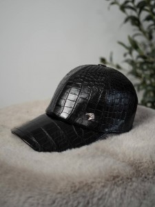 Кепка из кожи гималайского крокодила Stefano Ricci Кепка из кожи гималайского крокодила Stefano Ricci