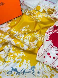 Женский платок Hermes Женский платок Hermes