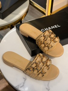 Женские шлепанцы Chanel Женские шлепанцы Chanel