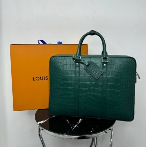 Мужской крокодиловый портфель Louis Vuitton Мужской крокодиловый портфель Louis Vuitton