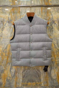 Мужская двухсторонняяя жилетка Dolce&Gabbana Мужская двухсторонняяя жилетка Dolce&Gabbana