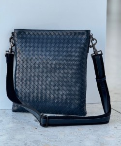 Мужская сумка мессенджер Bottega Veneta Мужская сумка мессенджер Bottega Veneta