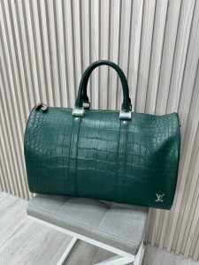 Дорожная сумка из кожи крокодила Louis Vuitton Дорожная сумка из кожи крокодила Louis Vuitton