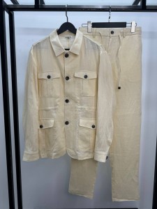 Мужской костюм Brunello Cucinelli Мужской костюм Brunello Cucinelli