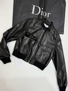 Женская кожаная куртка Christian Dior Женская кожаная куртка Christian Dior