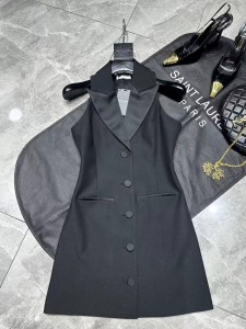 Женское платье Saint Laurent Женское платье Saint Laurent
