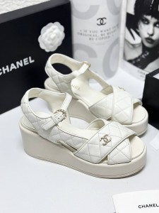 Женские сабо Chanel Женские сабо Chanel