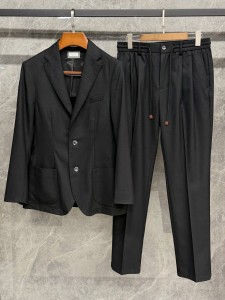 Мужской костюм Brunello Cucinelli Мужской костюм Brunello Cucinelli