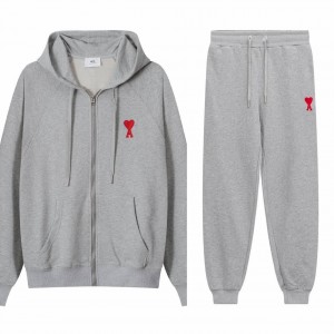 Женский спортивный костюм Ami Женский спортивный костюм Ami