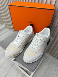 Мужские кроссовки Hermes белые Мужские кроссовки Hermes белые