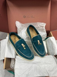 ЖЕНСКИЕ ЗАМШЕВЫЕ ЛОФЕРЫ LORO PIANA ЖЕНСКИЕ ЗАМШЕВЫЕ ЛОФЕРЫ LORO PIANA
