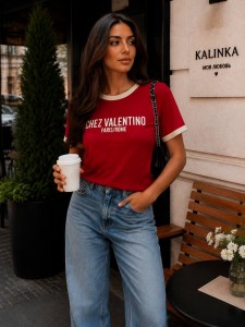 ЖЕНСКАЯ ФУТБОЛКА VALENTINO КРАСНАЯ ЖЕНСКАЯ ФУТБОЛКА VALENTINO КРАСНАЯ