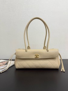 CУМКА SHOPPING МАЛЕНЬКОГО РАЗМЕРА CHANEL МОЛОЧНАЯ CУМКА SHOPPING МАЛЕНЬКОГО РАЗМЕРА CHANEL МОЛОЧНАЯ