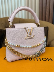 ЖЕНСКАЯ СУМКА LOUIS VUITTON CAPUCIN РОЗОВАЯ ЖЕНСКАЯ СУМКА LOUIS VUITTON CAPUCIN РОЗОВАЯ