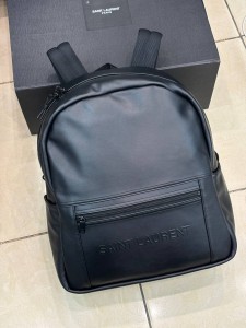 РЮКЗАК SAINT LAURENT ЧЕРНЫЙ РЮКЗАК SAINT LAURENT ЧЕРНЫЙ