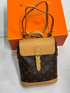 ЖЕНСКИЙ РЮКЗАК LOUIS VUITTON БЕЖЕВЫЙ ЖЕНСКИЙ РЮКЗАК LOUIS VUITTON БЕЖЕВЫЙ