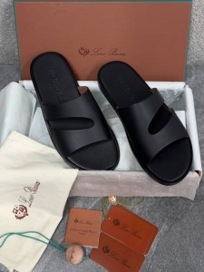 МУЖСКИЕ ШЛЕПАНЦЫ LORO PIANA ЧЕРНЫЕ МУЖСКИЕ ШЛЕПАНЦЫ LORO PIANA ЧЕРНЫЕ