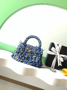 ЖЕНСКАЯ СУМКА CHANEL RAFFIA FRINGE MINI NANO KELLY ЖЕНСКАЯ СУМКА CHANEL RAFFIA FRINGE MINI NANO KELLY