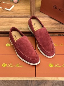 МУЖСКИЕ ЗАМШЕВЫЕ ЛОФЕРЫ LORO PIANA КРАСНЫЕ МУЖСКИЕ ЗАМШЕВЫЕ ЛОФЕРЫ LORO PIANA КРАСНЫЕ