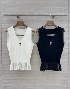 ЖЕНСКИЙ ТРИКОТАЖНЫЙ ТОП CHRISTIAN DIOR ЖЕНСКИЙ ТРИКОТАЖНЫЙ ТОП CHRISTIAN DIOR
