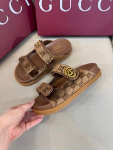 ЖЕНСКИЕ САНДАЛИИ GUCCI КОРИЧНЕВЫЕ ЖЕНСКИЕ САНДАЛИИ GUCCI КОРИЧНЕВЫЕ