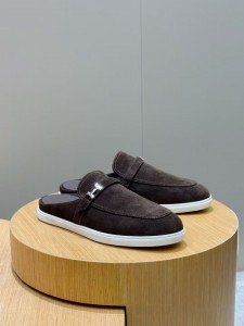 МУЖСКИЕ ЗАМШЕВЫЕ МЮЛИ HERMES ШОКОЛАДНЫЕ МУЖСКИЕ ЗАМШЕВЫЕ МЮЛИ HERMES ШОКОЛАДНЫЕ