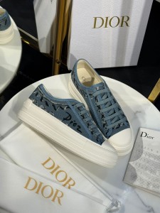 ЖЕНСКИЕ КЕДЫ CHRISTIAN DIOR СИНИЕ ЖЕНСКИЕ КЕДЫ CHRISTIAN DIOR СИНИЕ
