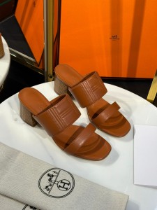 ЖЕНСКИЕ САБО HERMES КОРИЧНЕВЫЕ ЖЕНСКИЕ САБО HERMES КОРИЧНЕВЫЕ