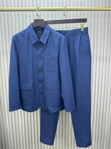 МУЖСКОЙ КОСТЮМ ZEGNA СИНИЙ МУЖСКОЙ КОСТЮМ ZEGNA СИНИЙ