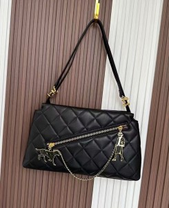 ЖЕНСКАЯ СУМКА CHANEL ЧЕРНАЯ ЖЕНСКАЯ СУМКА CHANEL ЧЕРНАЯ