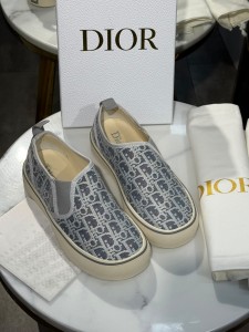 ЖЕНСКИЕ СЛИПОНЫ CHRISTIAN DIOR СЕРЫЕ ЖЕНСКИЕ СЛИПОНЫ CHRISTIAN DIOR СЕРЫЕ