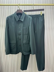 МУЖСКОЙ КОСТЮМ LORO PIANA ЗЕЛЕНЫЙ МУЖСКОЙ КОСТЮМ LORO PIANA ЗЕЛЕНЫЙ
