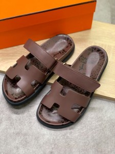 ЖЕНСКИЕ ШИПРЫ HERMES ШОКОЛАДНЫЕ ЖЕНСКИЕ ШИПРЫ HERMES ШОКОЛАДНЫЕ