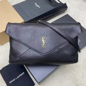 ЖЕНСКАЯ КОЖАНАЯ СУМКА SAINT LAURENT ЧЕРНАЯ ЖЕНСКАЯ КОЖАНАЯ СУМКА SAINT LAURENT ЧЕРНАЯ
