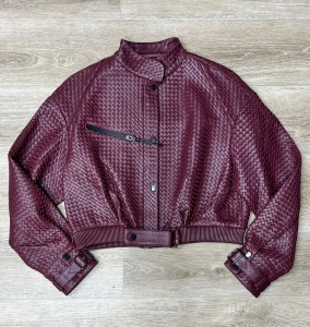 ЖЕНСКАЯ КОЖАНАЯ КУРТКА BOTTEGA VENETA ЖЕНСКАЯ КОЖАНАЯ КУРТКА BOTTEGA VENETA