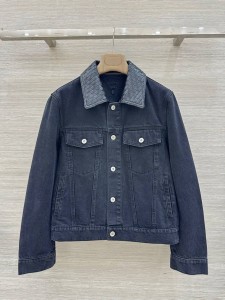 ЖЕНСКАЯ ДЖИНСОВАЯ КУРТКА BOTTEGA VENETA СЕРАЯ ЖЕНСКАЯ ДЖИНСОВАЯ КУРТКА BOTTEGA VENETA СЕРАЯ