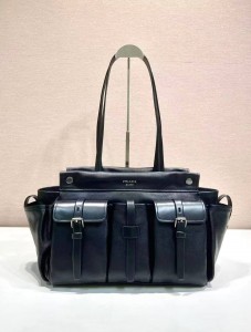 ЖЕНСКАЯ КОЖАНАЯ СУМКА PRADA ЧЕРНАЯ ЖЕНСКАЯ КОЖАНАЯ СУМКА PRADA ЧЕРНАЯ