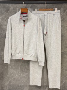 МУЖСКОЙ СПОРТИВНЫЙ КОСТЮМ KITON СЕРЫЙ МУЖСКОЙ СПОРТИВНЫЙ КОСТЮМ KITON СЕРЫЙ