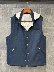 МУЖСКАЯ ЖИЛЕТКА BRUNELLO CUCINELLI СИНИЕ МУЖСКАЯ ЖИЛЕТКА BRUNELLO CUCINELLI СИНИЕ