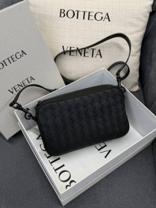 МУЖСКАЯ СУМКА BOTTEGA VENETA ЧЕРНАЯ МУЖСКАЯ СУМКА BOTTEGA VENETA ЧЕРНАЯ