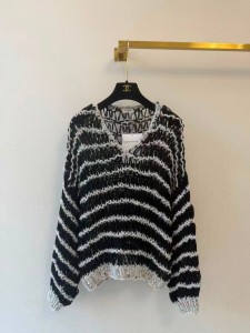 ЖЕНСКИЙ СВИТЕР CHANEL ЖЕНСКИЙ СВИТЕР CHANEL