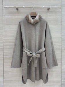 КАШЕМИРОВОЕ ПАЛЬТО С МЕХОМ НОРКИ LORO PIANA СЕРОЕ КАШЕМИРОВОЕ ПАЛЬТО С МЕХОМ НОРКИ LORO PIANA СЕРОЕ