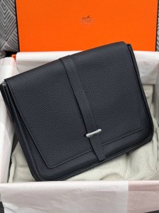 МУЖСКАЯ СУМКА МЕССЕНДЖЕР HERMES ЧЕРНАЯ МУЖСКАЯ СУМКА МЕССЕНДЖЕР HERMES ЧЕРНАЯ